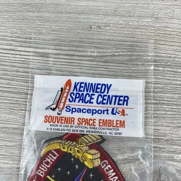 Vintage Kennedy Space Center Nasa Souvenir Space Emblem Made In USA - Picture 3 of 16